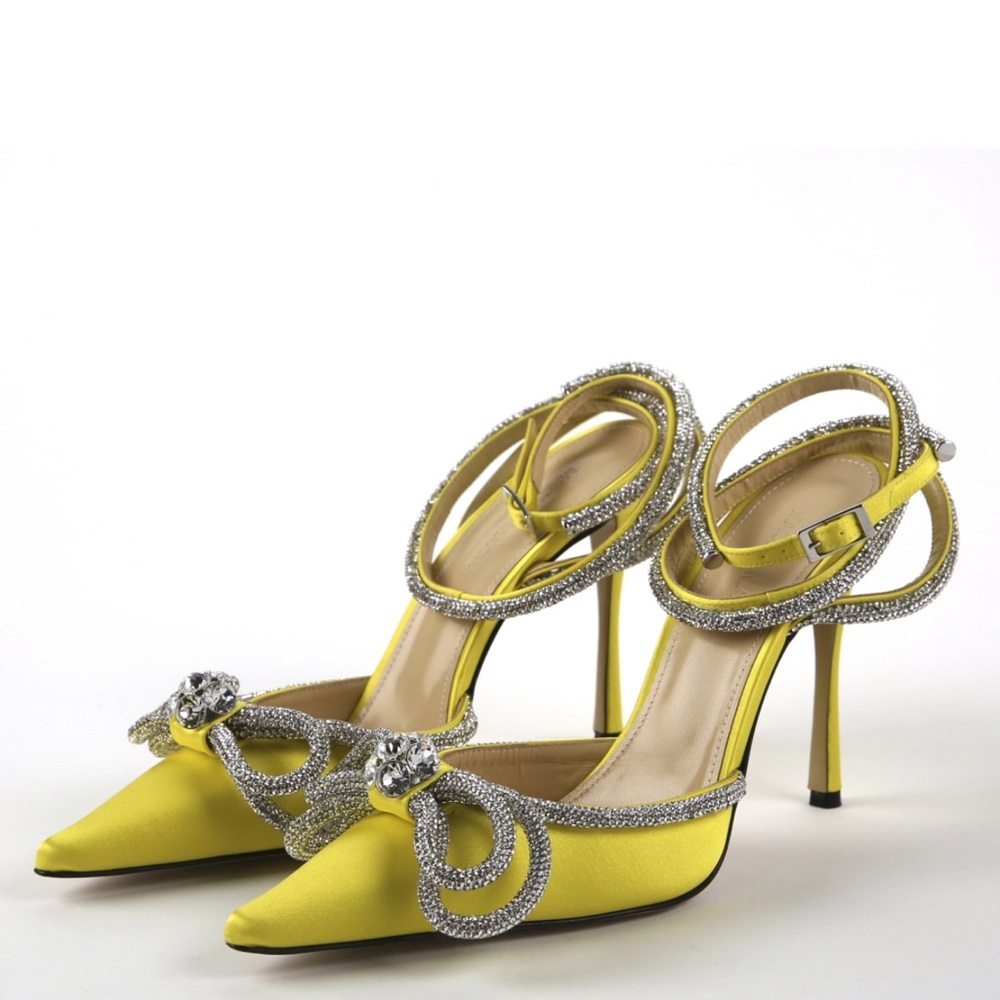 BRAND NEW MACH & MACH Elegant Yellow Satin Women's Heels